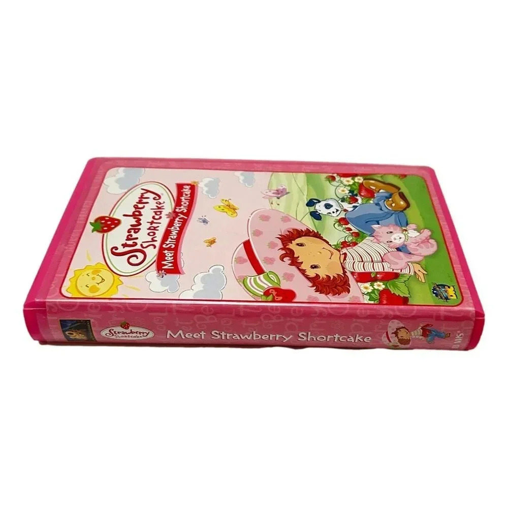 Strawberry Shortcake VHS Vintage Meet Strawberry Shortcake Clam  Shell - Picture 2 of 4